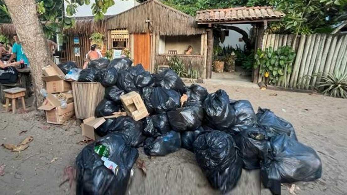 Moradores e Turistas reclamam de preços exorbitantes e falta de coleta de lixo em Caraíva