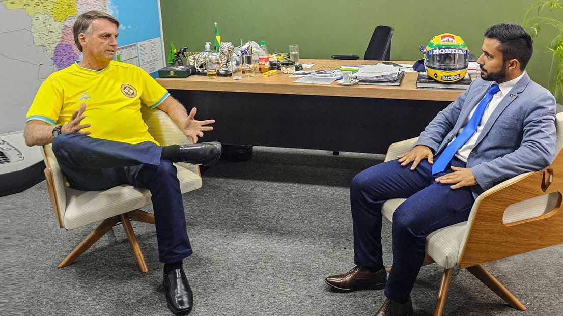 Filho de Dra. Raissa, Pedro Soares desponta como forte pré-candidato a vereador da direita em Porto Seguro