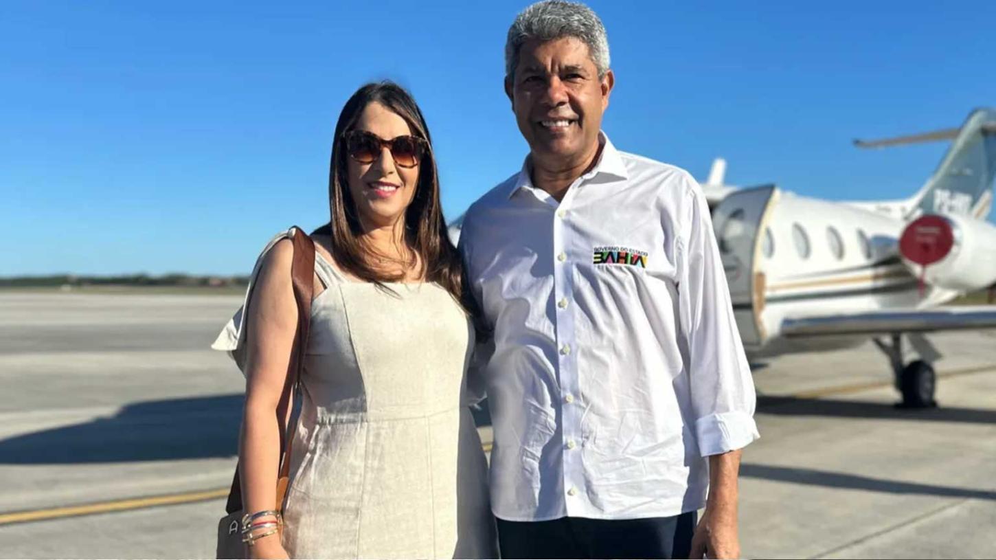 Governador da Bahia, Jerônimo desembarca em Porto Seguro para apoiar pré-candidatura de Cláudia Oliveira; confira
