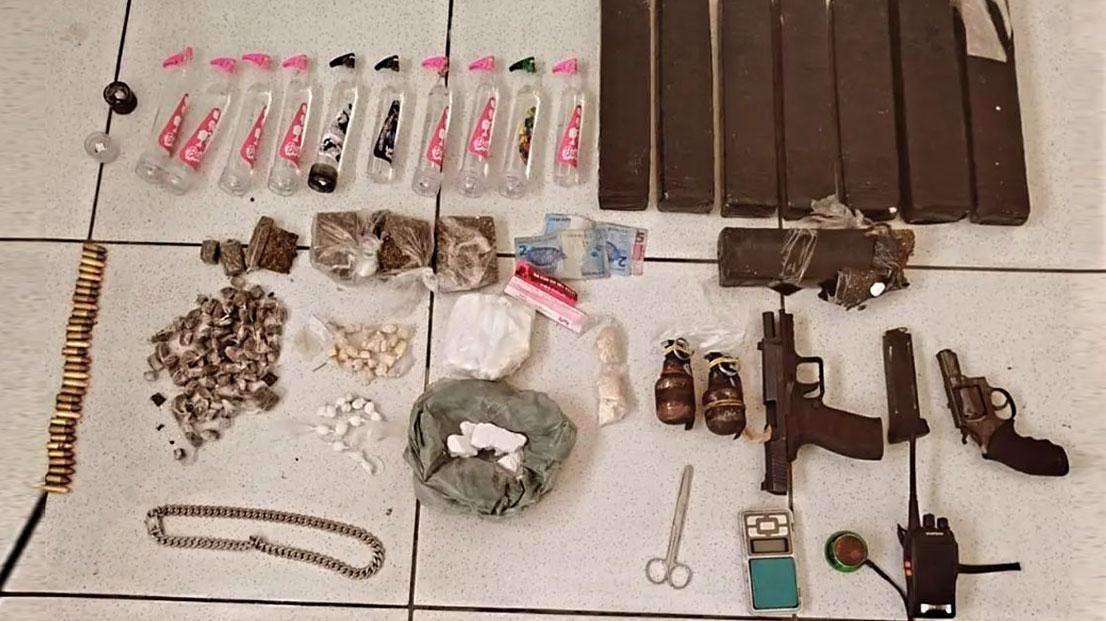 Ação conjunta entre 8° BPM e Rondesp resulta em apreensão de drogas e armas em Cabrália