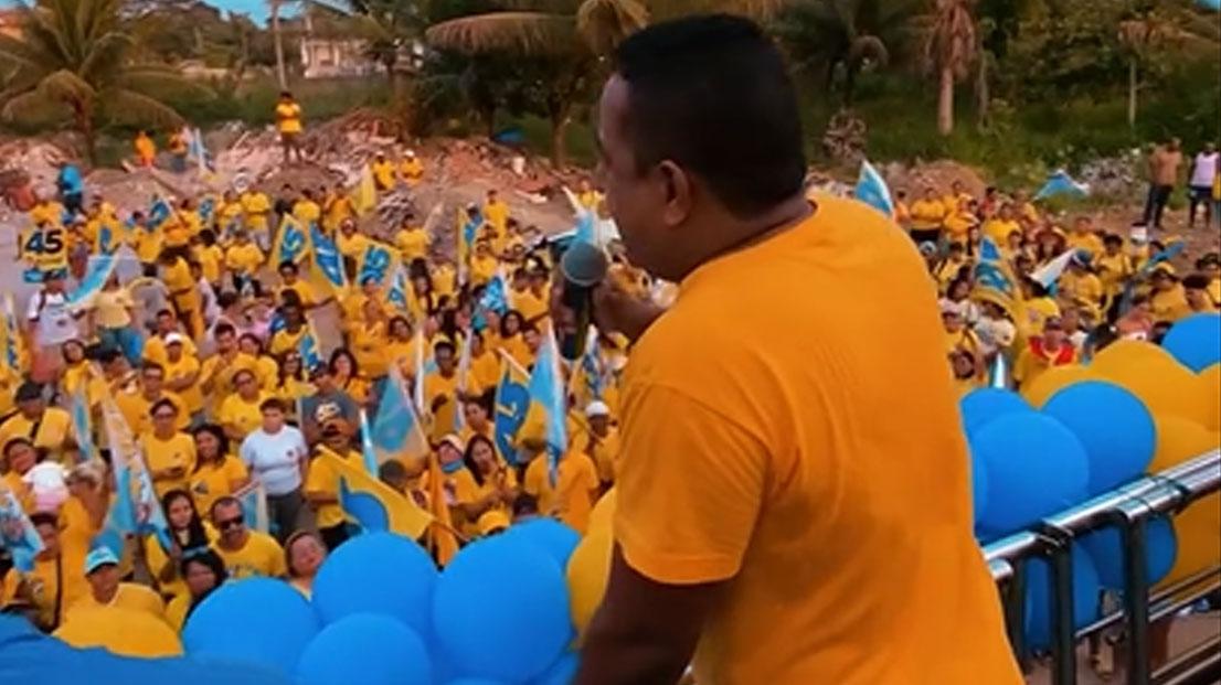 Heberti do Taxi é a esperança de renovação para os moradores de Alto Do Villas  