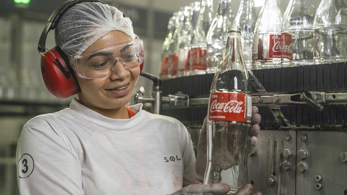 Solar Coca-Cola abre mais de 90 vagas temporárias na Bahia para o Plano Verão