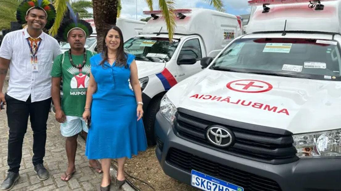 Deputada Estadual Cláudia Oliveira recebe duas ambulâncias para Comunidades Indígenas de Porto Seguro