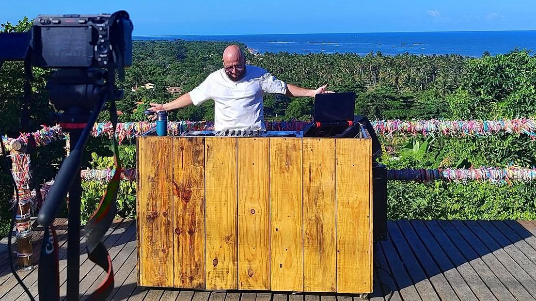 Música: DJ Danka - BRASILIDADE ARRAIAL D'AJUDA