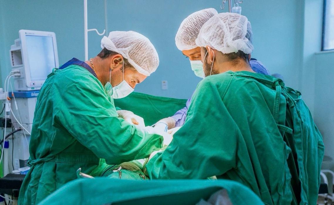 Com 3º mutirão de cirurgias eletivas, Prefeitura de Eunápolis ultrapassa marca de 120 pacientes beneficiados em menos de 4 meses