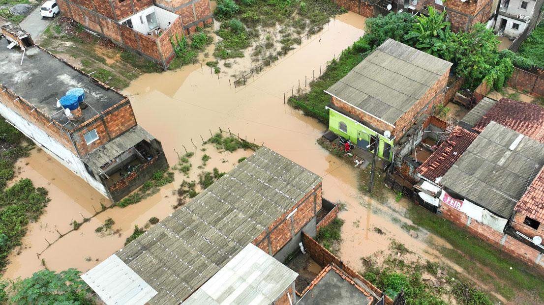 Governo do Estado intensifica apoio aos municípios afetados pelas chuvas, incluindo Cabrália e Porto Seguro