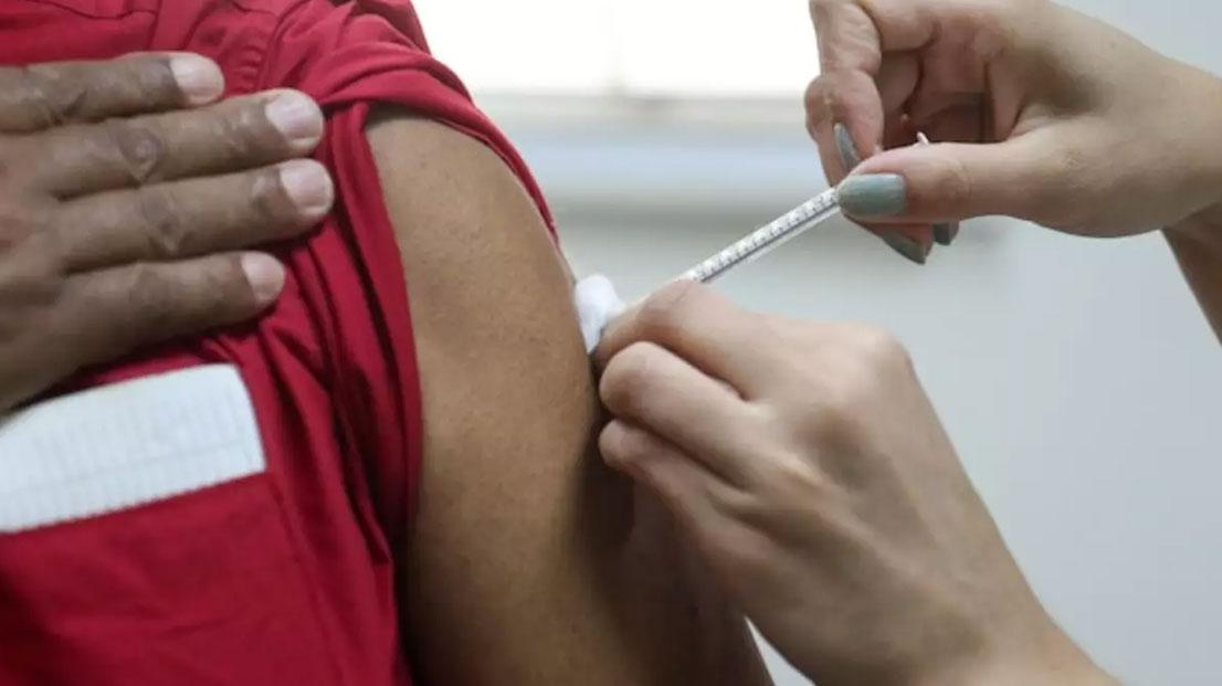 Vacinação contra a gripe é liberada para toda a população em Eunápolis