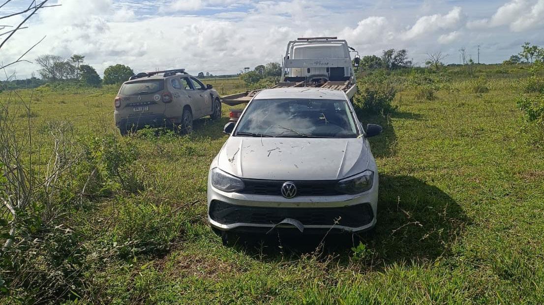 Veículo com restrição de roubo é localizado pela Polícia Militar em Eunápolis