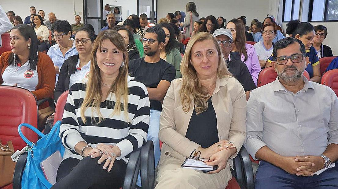Audiência Pública do PPA 2026–2029 mobiliza população em Eunápolis; confira