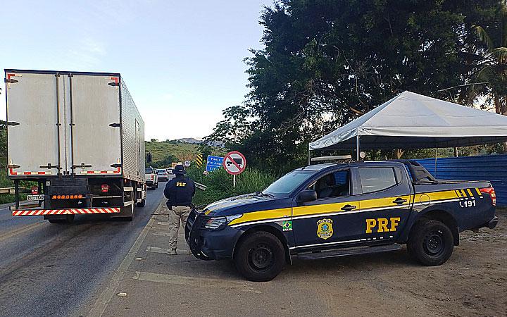 Ministro Rui Costa anuncia liberação de tráfego na ponte do Jequitinhonha e dá prazo para nova estrutura; Veja