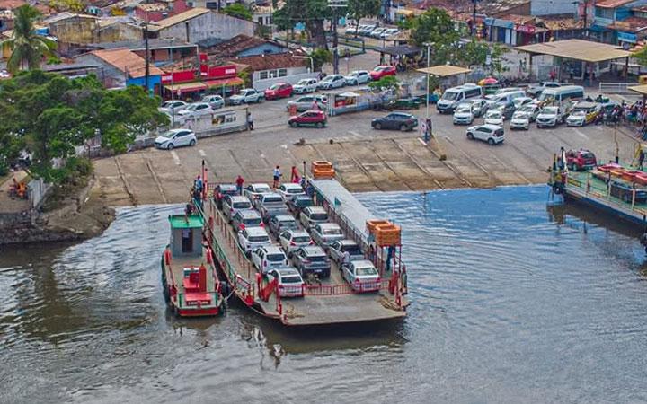 Trabalhadores que fazem travessia de Porto Seguro para Arraial d'Ajuda anunciam paralisação