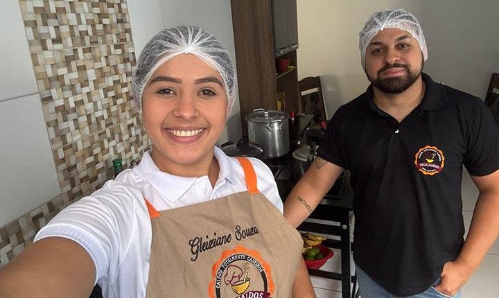 Casal de Eunápolis larga emprego para vender caldos por delivery e fatura R$ 100 mil; Veja vídeo