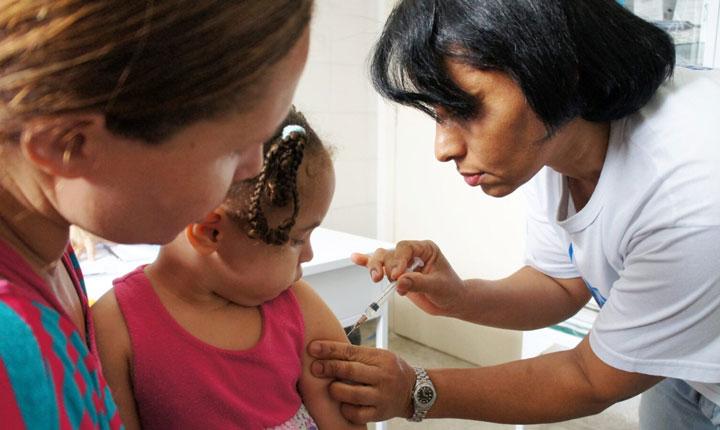 Porto Seguro recebe mais de 24 mil doses e inicia vacinação contra influenza; Veja