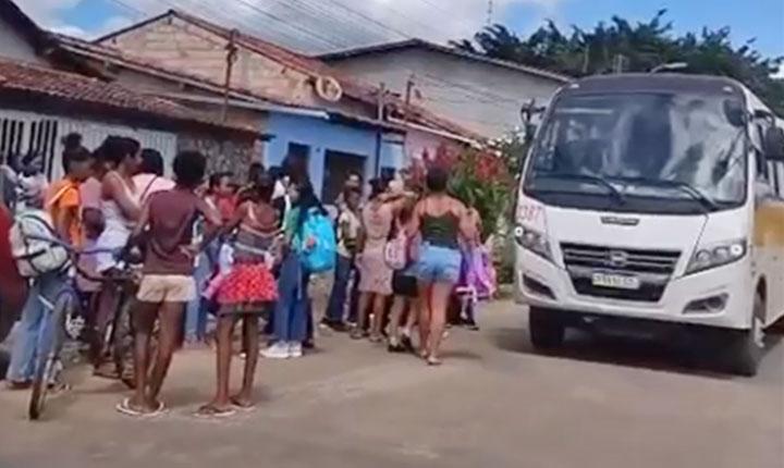 Belmonte avança na educação enquanto Cabrália vê alunos buscarem ensino fora do município