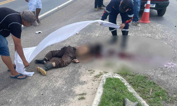 Acidente fatal na BR-367: motociclista morre após ser atingido por carro em Eunápolis; Veja vídeo
