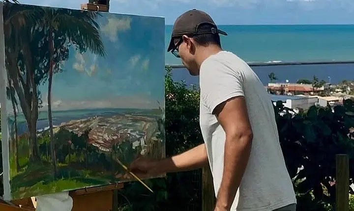 Artista encontra em Porto Seguro inspiração para exposição com mais de 40 pinturas na Casa da Lenha