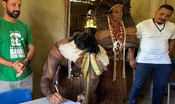 Bahia Sem Fogo entrega equipamentos a brigadas indígenas e reforça prevenção em Eunápolis, Belmonte, Porto Seguro e Santa Cruz Cabrália; Confira 