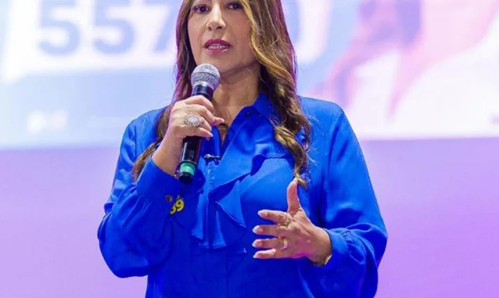 Cláudia Oliveira reúne centenas de mulheres em Porto Seguro em encontro de diálogo e fortalecimento feminino
