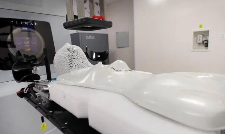 Deputada Cláudia Oliveira entrega ao lado do governador Jerônimo Rodrigues e da secretária Roberta Santana mais um equipamento de saúde para o Extremo Sul