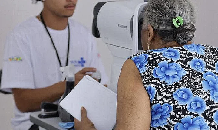 Eunápolis inicia atendimentos da *Carreta Oftalmológica e amplia o acesso à saúde especializada na região; Confira
