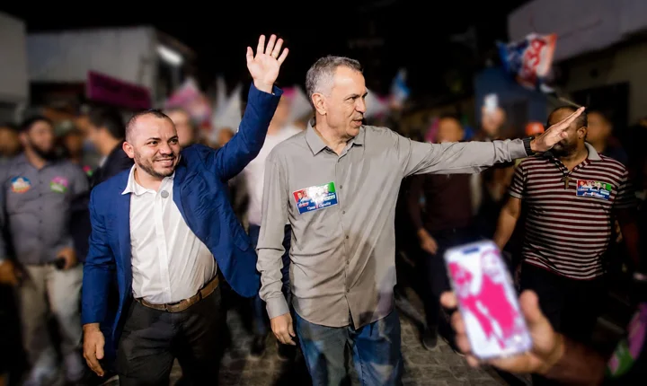 Félix Mendonça participa de grande ato político em Santa Cruz Cabrália e destaca mais de R$ 7 milhões em emendas