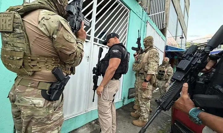 Operação iniciada em Eunápolis prende oito advogados suspeitos de atuar como mensageiros de facções criminosas