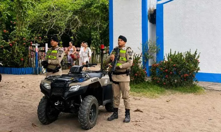 Ministério Público da Bahia aciona Porto Seguro e empresa por poluição sonora em festas em Caraíva
