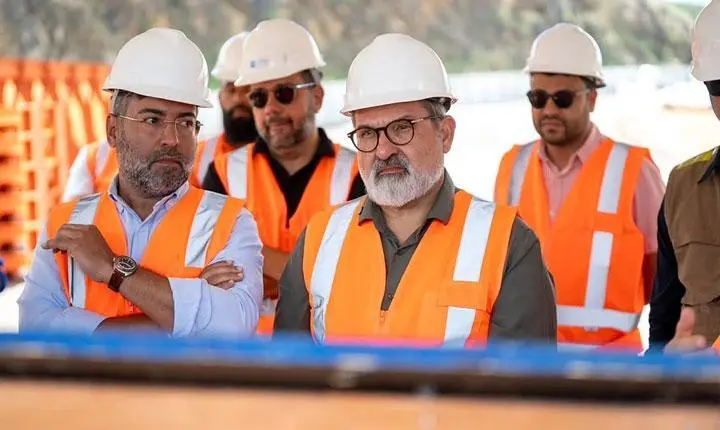 Na Bahia, ministro dos Transportes vistoria obras da Ponte sobre o Rio Jequitinhonha na BR-101 em Itapebi