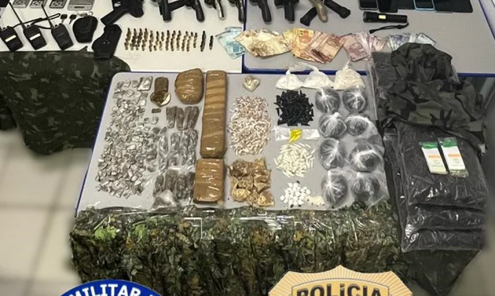 Operação das forças de segurança em Itabela resulta na morte de seis suspeitos e apreensão de armas e drogas; veja