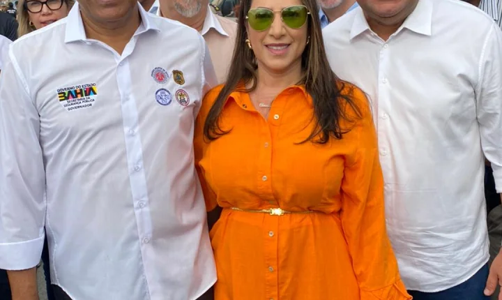 Operação Verão 2025/2026: deputada Cláudia Oliveira recebe 15 novas viaturas para reforçar a segurança no Extremo Sul; Veja