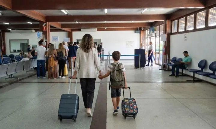 Pai registra boletim de ocorrência após mãe se mudar para Porto Seguro com filho de 9 anos sem avisá-lo