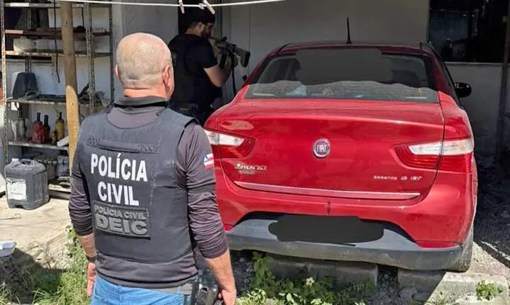 Polícia Civil encontra desmanche durante operação contra roubo de veículos em Porto Seguro
