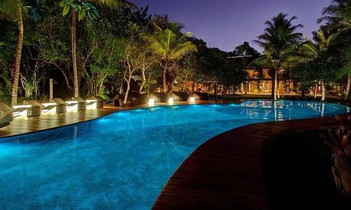 Polícia Federal realiza operação em mansão luxuosa do dono do Banco Master em Trancoso; Veja