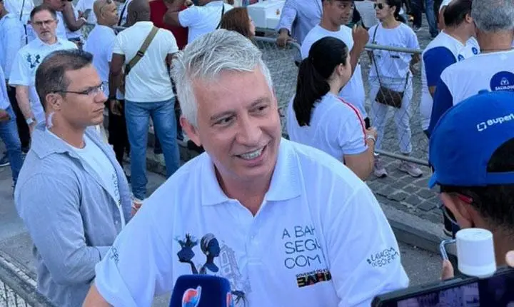 Presidente da CBPM destaca avanços na industrialização da Bahia com fábrica de vidro em Belmonte