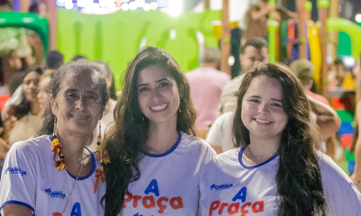 Réveillon na nova Praça do Coração marca a chegada de 2026 com grande festa em Cabrália; Veja